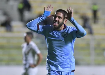 Bolívar se impuso 3-1 a Real Potosí en la ida de los cuartos