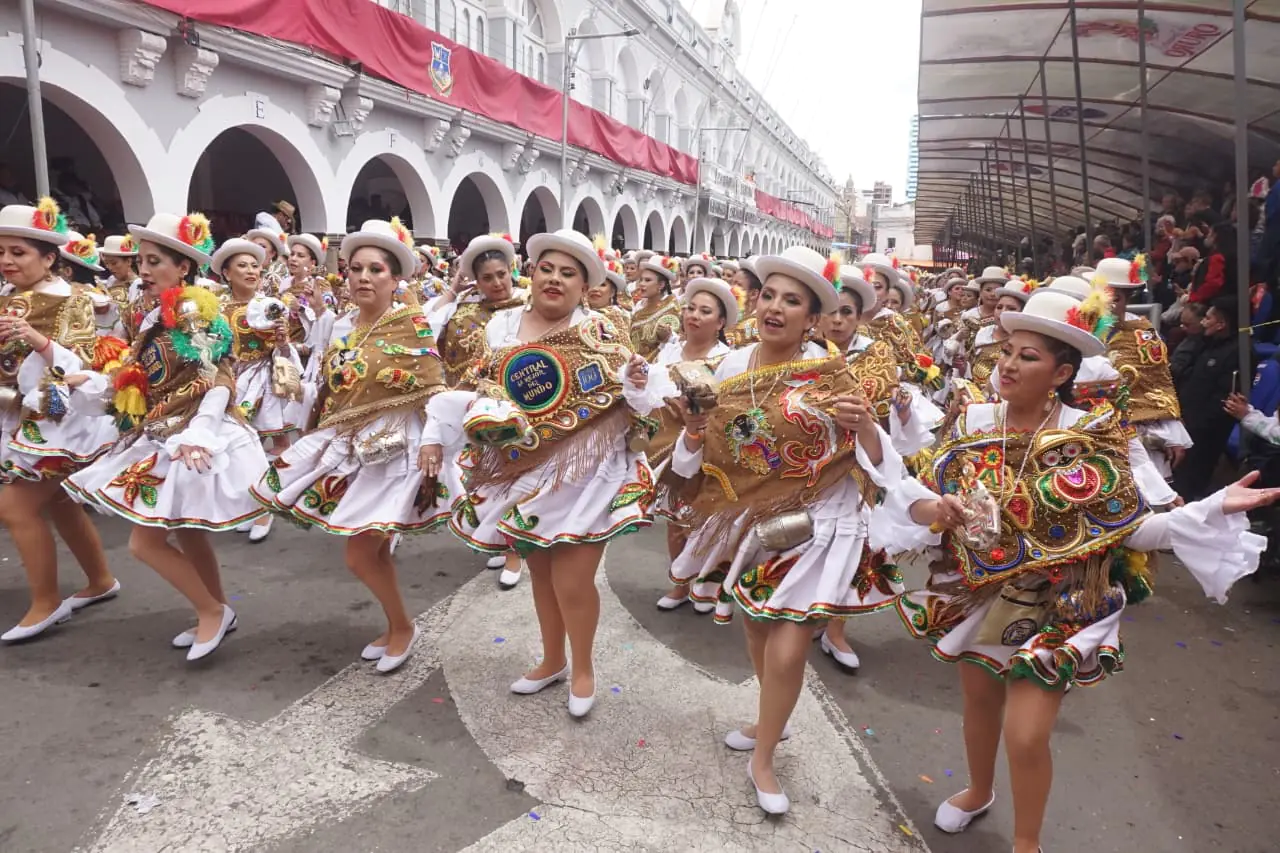 Paz resalta al Carnaval de Oruro como símbolo de fe y unidad nacional