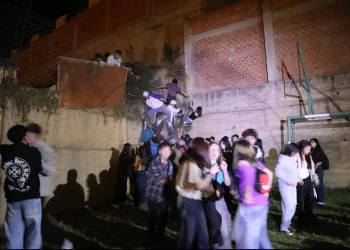 Operativo conjunto interviene una fiesta clandestina en Achumani