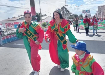 Carnaval alteño reivindica al Pepino como símbolo 100% boliviano