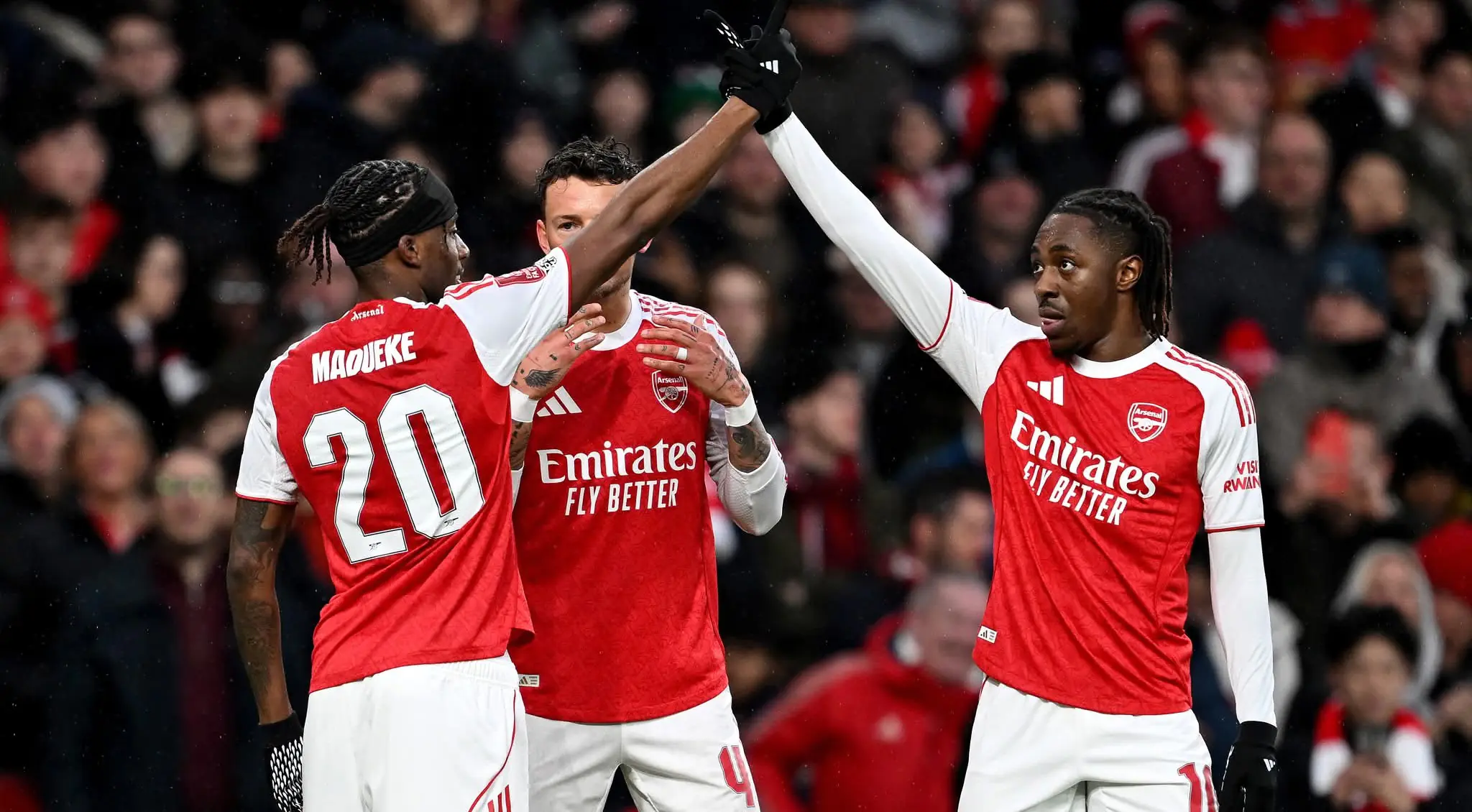 Arsenal despacha al Wigan en media hora y avanza a octavos de FA Cup