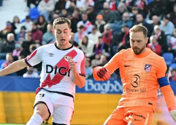 El Atlético es goleado por el Rayo y se olvida de LaLiga española