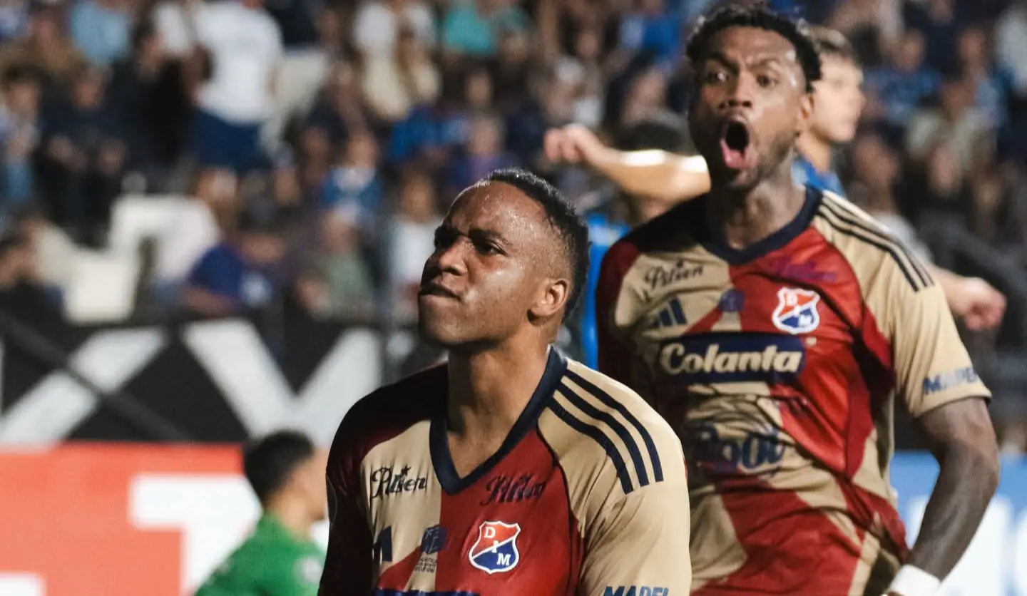 En final de infarto, el DIM asalta Montevideo y sueña con la 3ª ronda