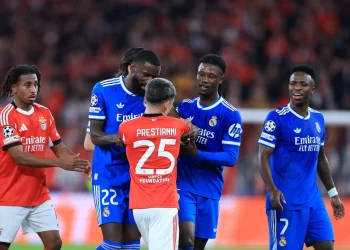 Prestianni y Benfica niegan acusación de racismo contra Vinícius