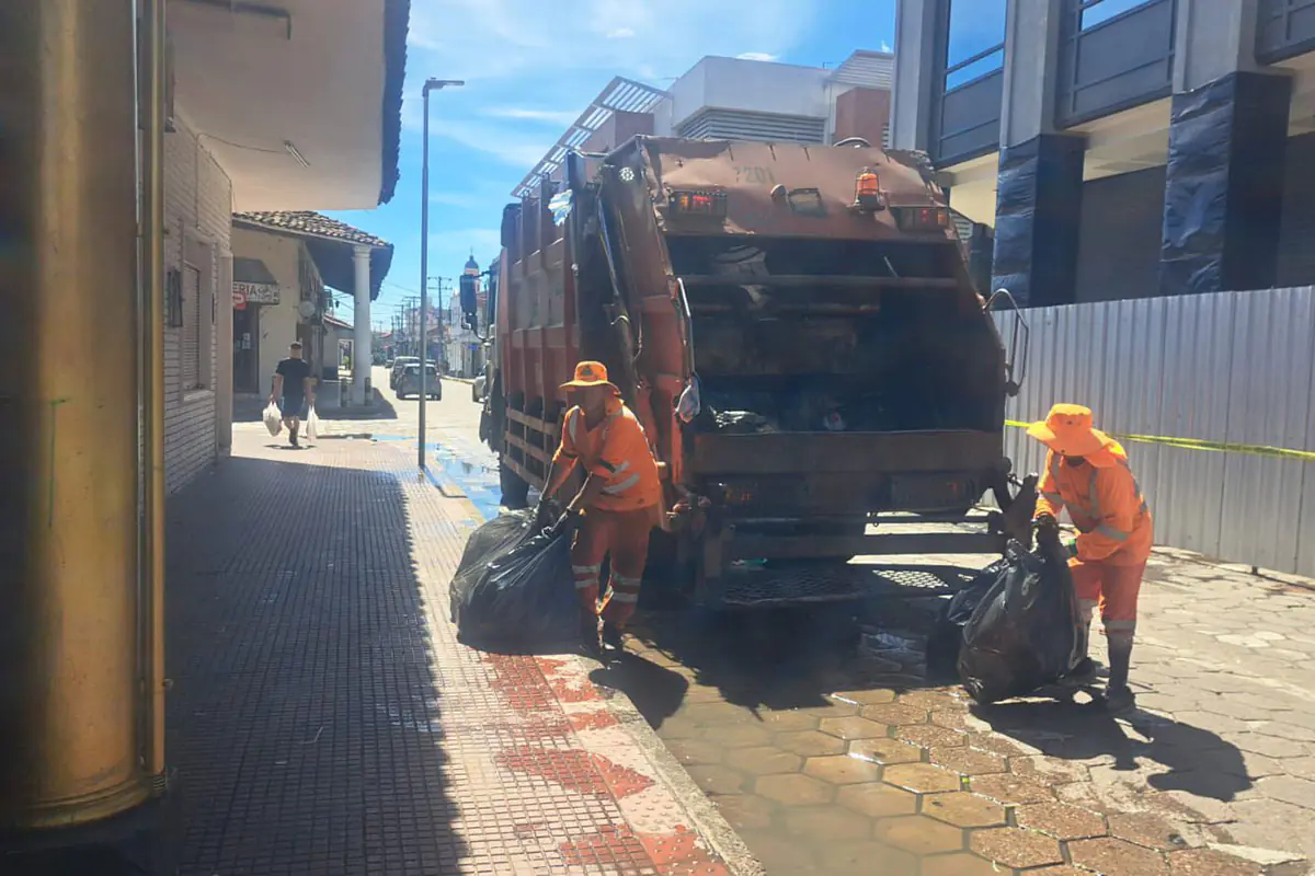Carnaval cruceño deja unas 10 toneladas de basura en las calles
