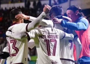 Bolívar accede a ‘semis’ de Verano, tras derrotar 1-3 a Real Potosí