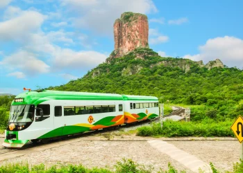Ferroviaria Oriental reactiva ruta Santa Cruz–Quijarro en plan piloto