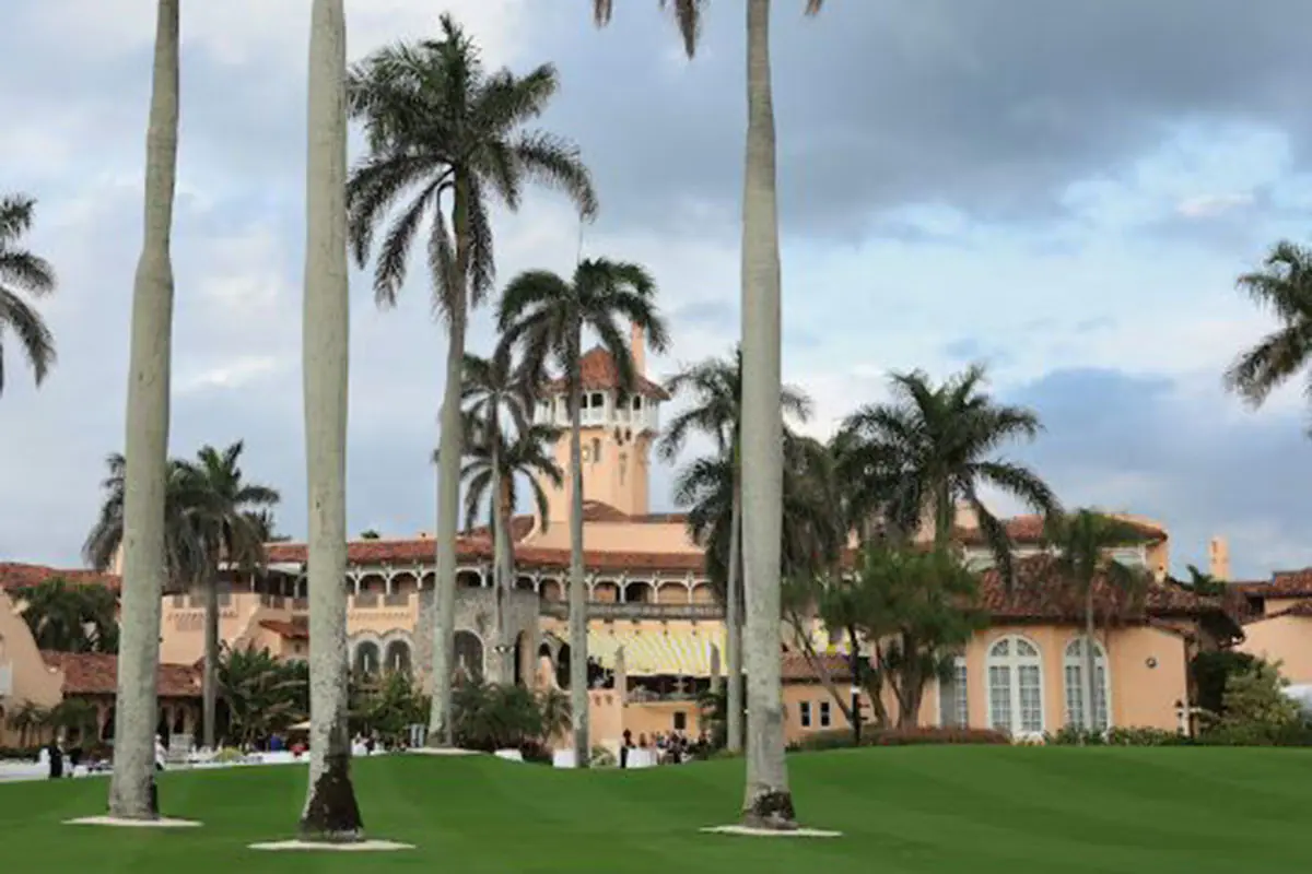 Agentes balean y matan a un hombre por irrumpir en la residencia de Trump