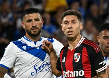 Vélez profundiza el mal momento de River