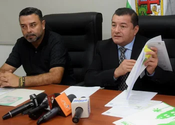 Alcalde cruceño se presenta a declarar por caso ‘pavimento fantasma’