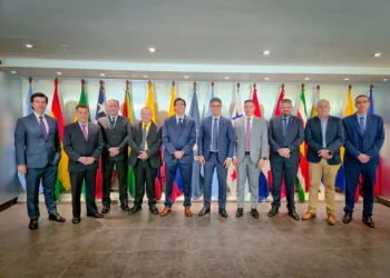 Zamora inicia en Perú agenda de reuniones con la OACI