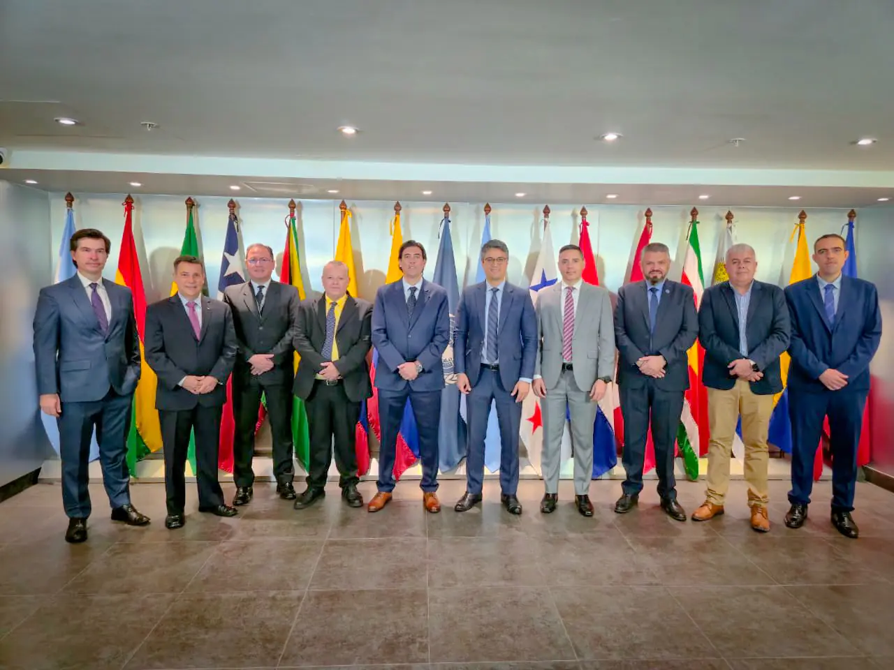 Zamora inicia en Perú agenda de reuniones con la OACI