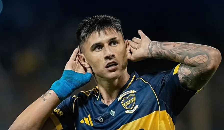 Paraguayo Adam Bareiro debuta con doblete para Boca en Copa Argentina
