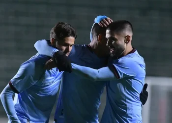 Bolívar impone su paternidad y golea 5-1 a Blooming