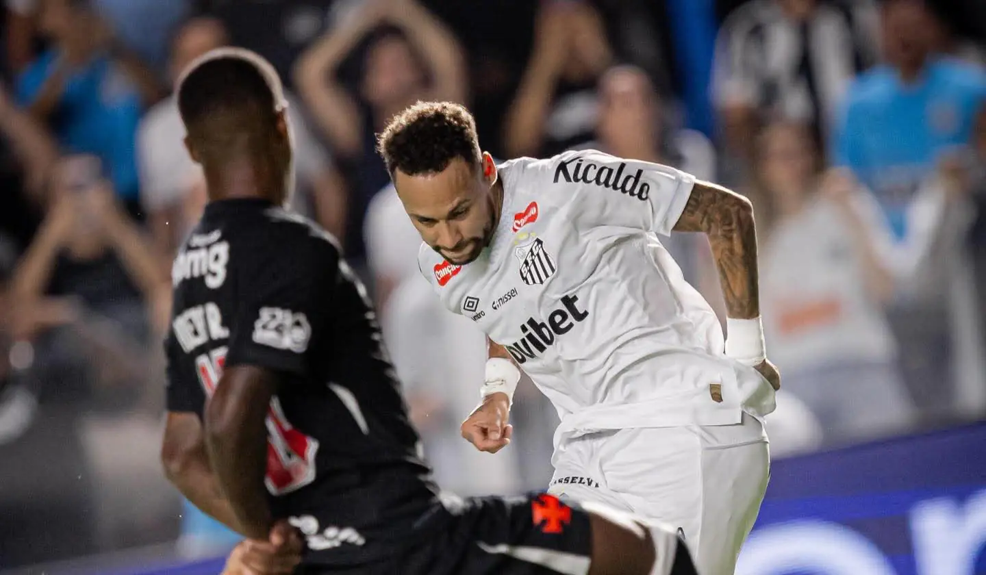 Goles de Neymar le dan la victoria al Santos ante Vasco da Gama
