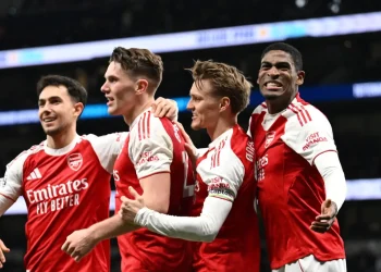 De derbi a derbi, el Arsenal a confirmar el éxito de su terapia grupal