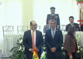 La CAF firma acuerdos por educación y crédito productivo