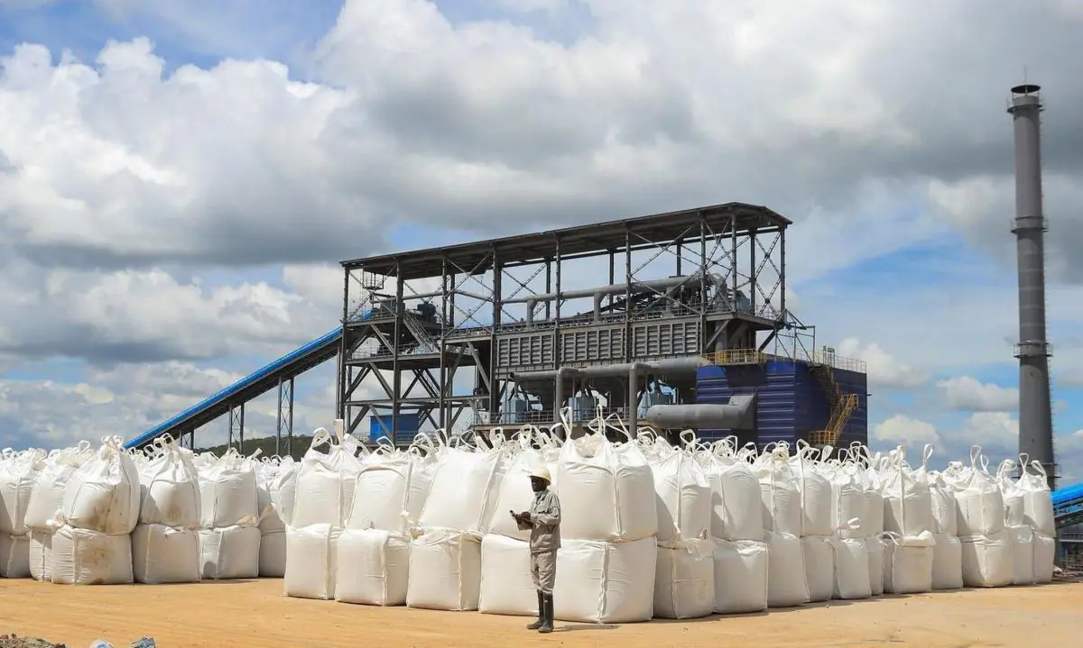 Acciones de empresas de litio suben tras medidas de Zimbabue