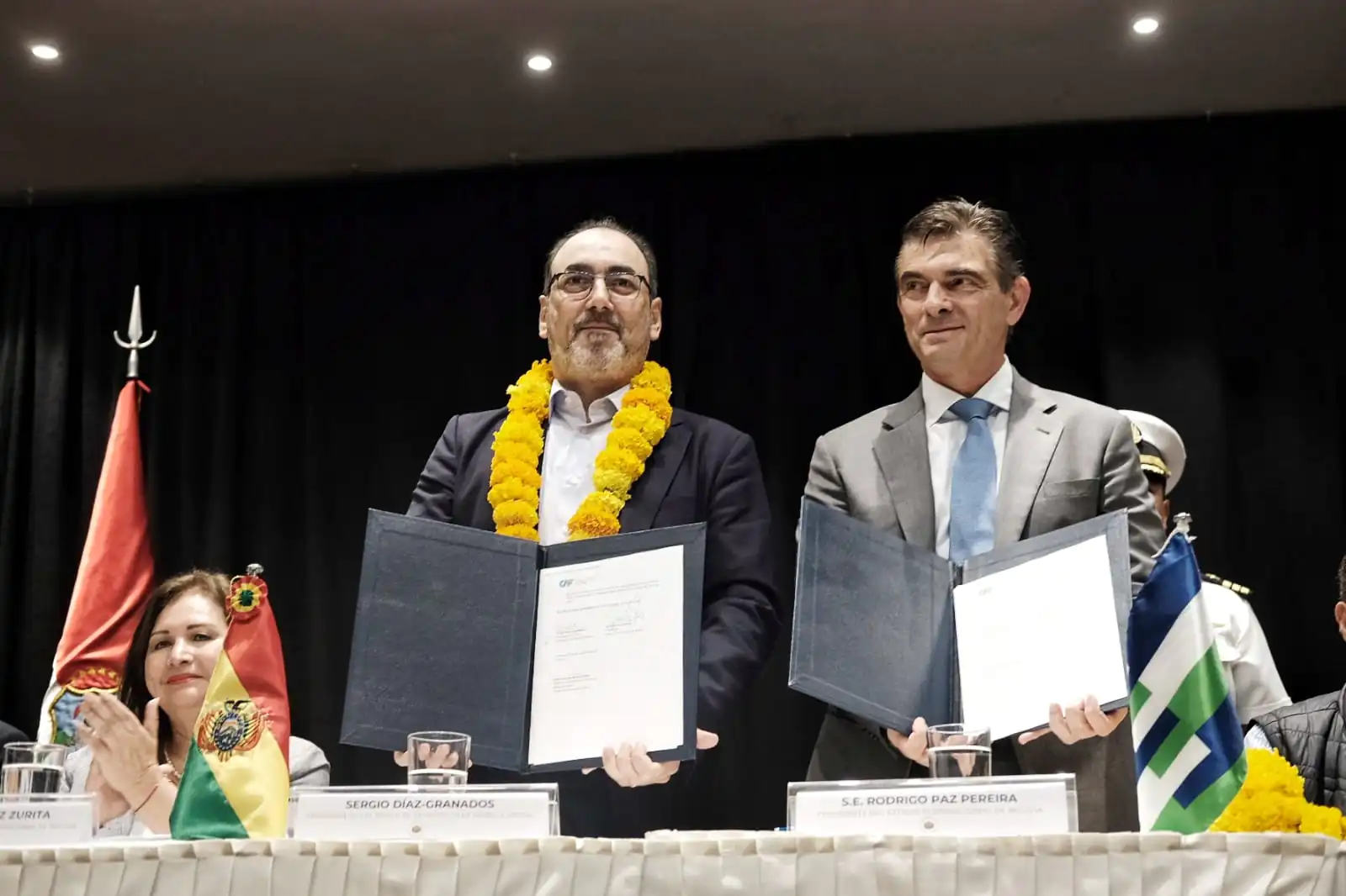 CAF y Paz oficializan crédito de $us 65 MM para planta de tratamiento de aguas