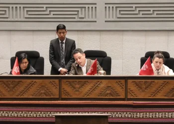 Lara posterga al martes la interpelación al titular de Hidrocarburos