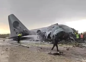 Un avión C-130 cayó en El Alto/RRSS
