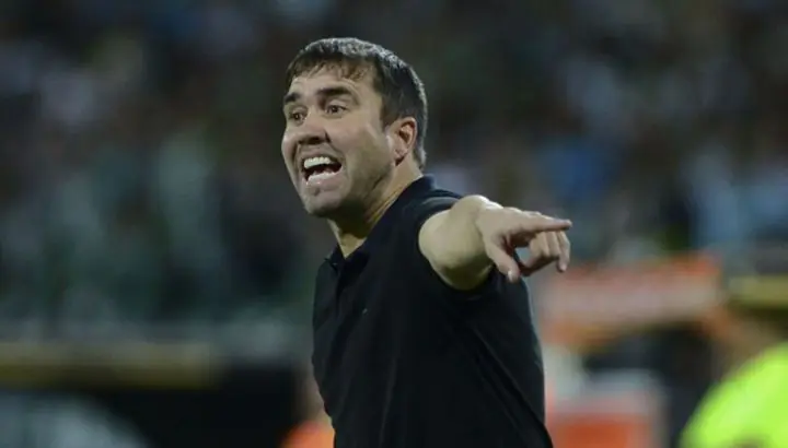 River inició contactos por Coudet, confirma agente del DT del Alavés