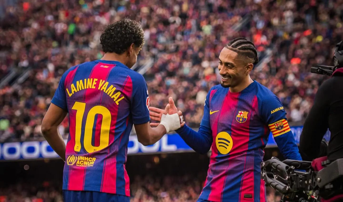 El Barcelona golea 4-1 al Villarreal con un triplete de Yamal