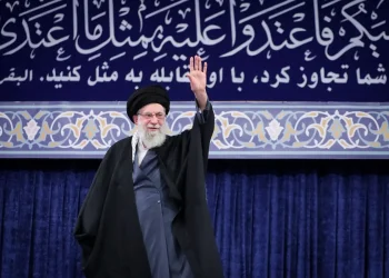 Irán confirma la muerte del ayatolá Jamenei