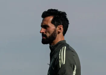 Arbeloa rechaza poner fecha a la reaparición de Mbappé con el Madrid