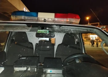Intento de Saqueo de billetes deja una camioneta quemada y tres ambulancias destrozadas