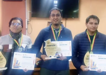 Párraga y Quispe triunfan en el segundo Grand Prix Nacional de ajedrez
