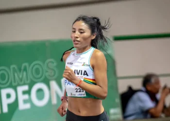 Parra brilla en el Sudamericano Indoor de Cochabamba