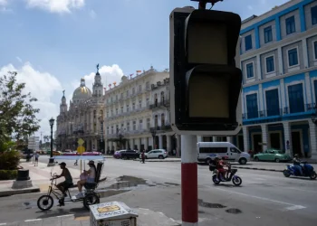 Dos terceras partes de Cuba están sin electricidad
