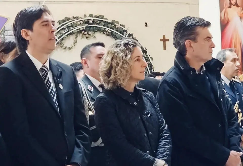 Paz participa de misa por víctimas del accidente aéreo y saluda a El Alto en su aniversario