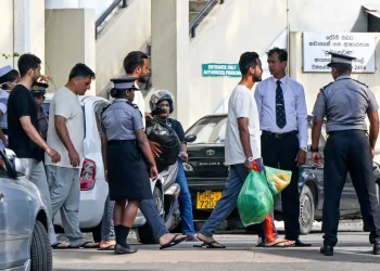 Sri Lanka evacúa barco iraní para evitar que sea hundido