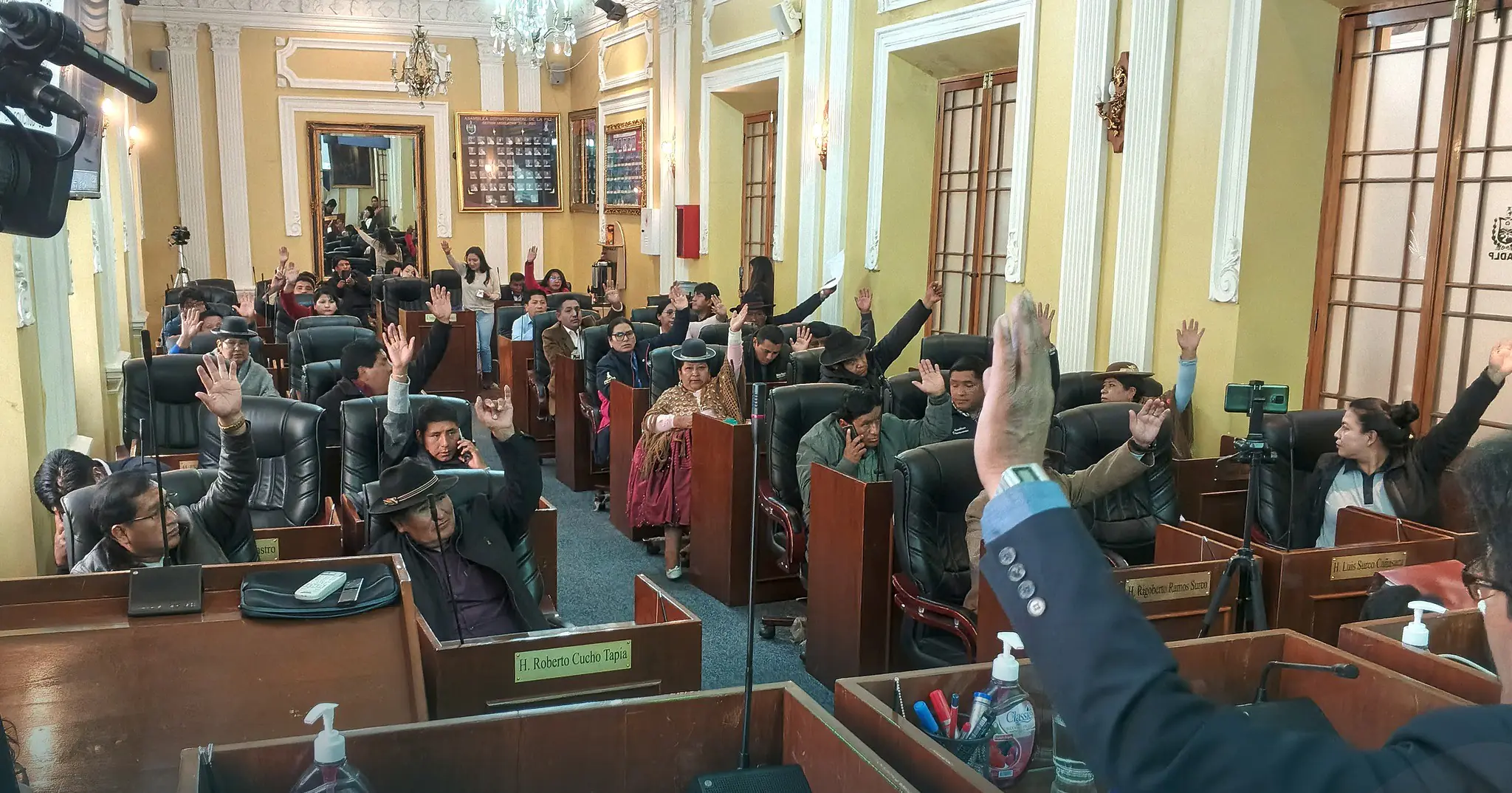Asamblea de La Paz vuelve a enviar la misma nómina de vocales electorales