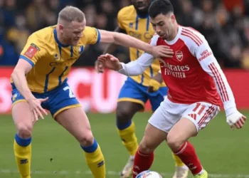 La B del Arsenal sufre para eliminar al modesto Mansfield de la FA Cup