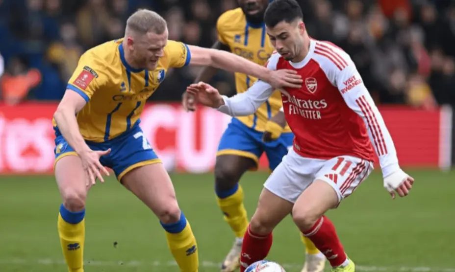 La B del Arsenal sufre para eliminar al modesto Mansfield de la FA Cup