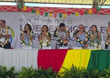 Gobierno y empresarios impulsan educación digital en áreas rurales