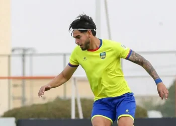 El central boliviano Carrasco no va más en el saudí Al-Ain FC