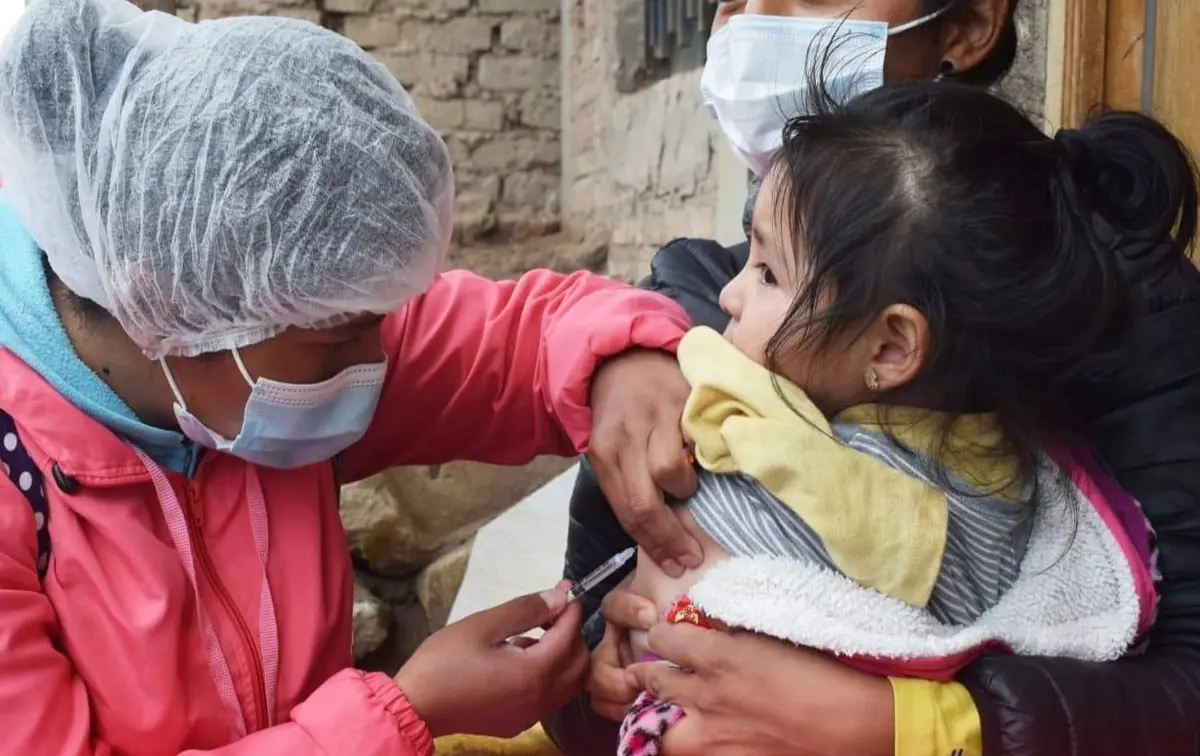 El Sedes La Paz refuerza la campaña de vacunación contra el sarampión. FOTO: GADLP