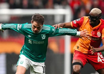 El Liverpool se chamusca en el ‘infierno turco’ pero sale vivo