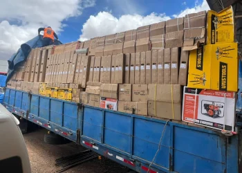 La Aduana se inacauta de un camión con mercancía ilegal en Oruro