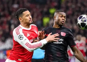 Bayer Leverkusen y Arsenal empatan en igualado duelo en Alemania