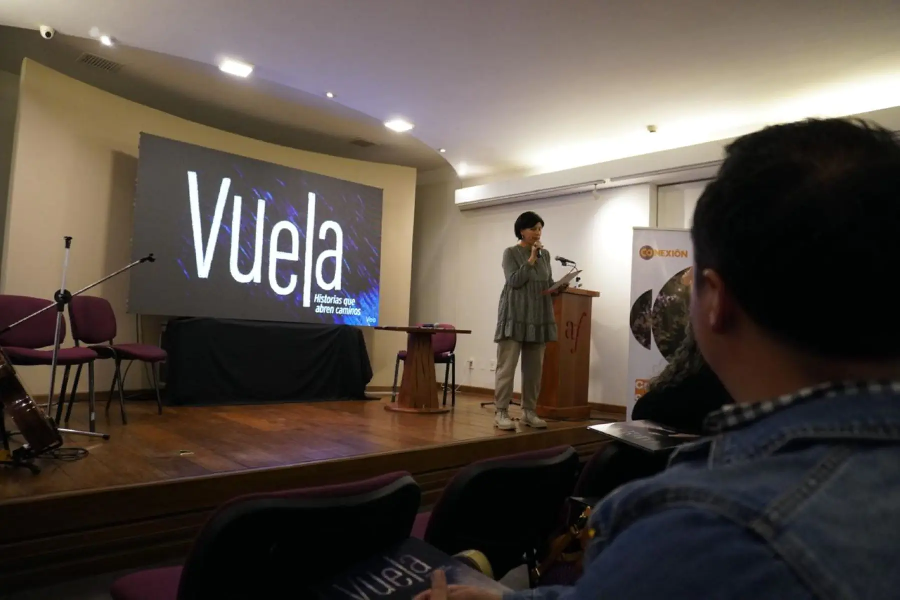 La presentación del libro "Vuela". FOTO: Conexión