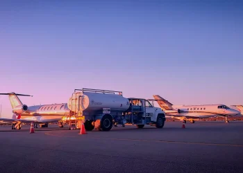 Tres nuevas aerolíneas bolivianas inician gestiones para obtener licencia de operación