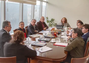 Hoteleros y Gobierno coordinan acciones para fortalecer el turismo