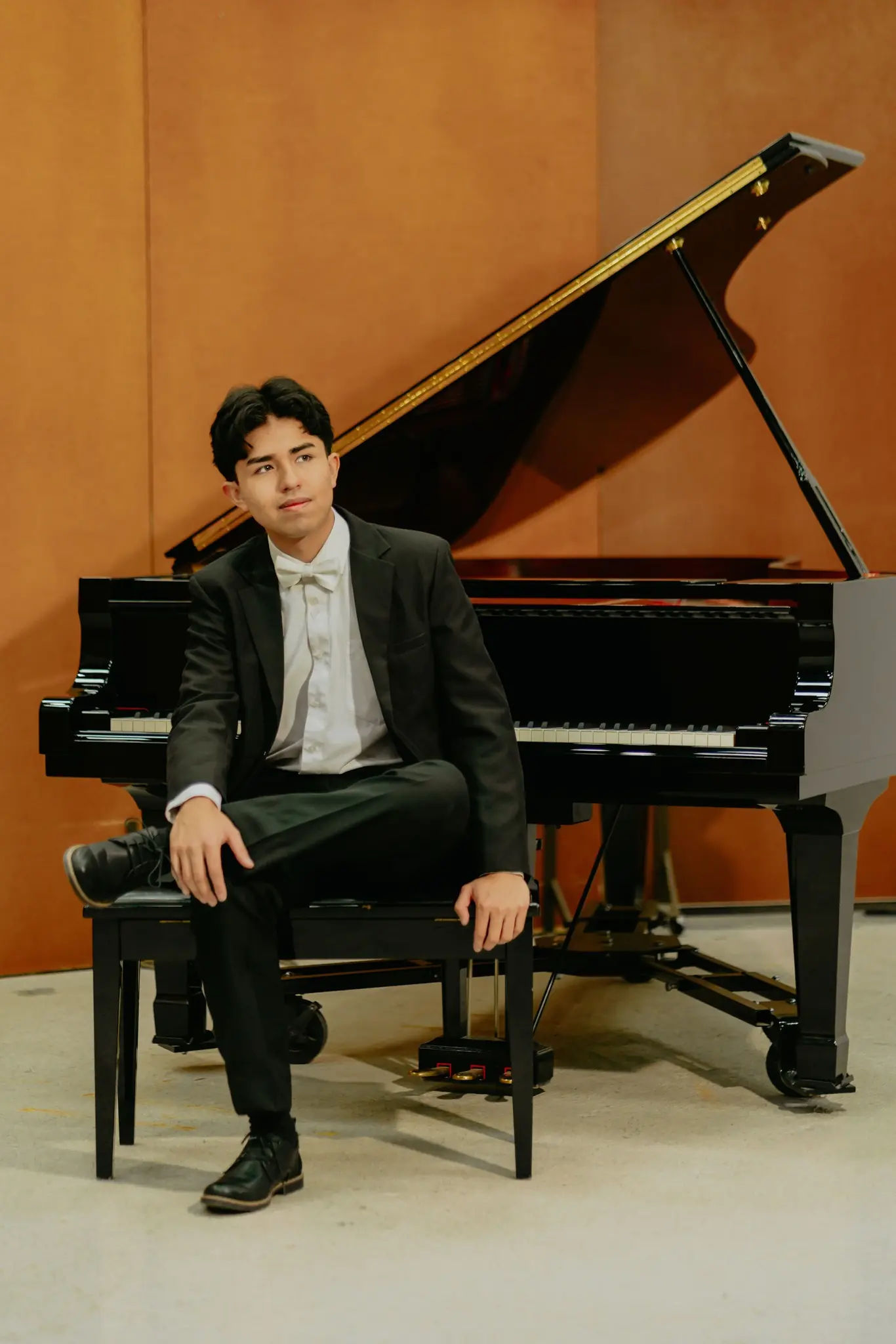 El pianista Facundo Chávez ofrecerá un recital en el Teatro Doña Albina. FOTO: Facundo Chávez