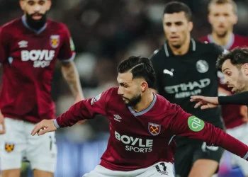 Manchester City incapaz de seguir el ritmo del Arsenal en la Premier