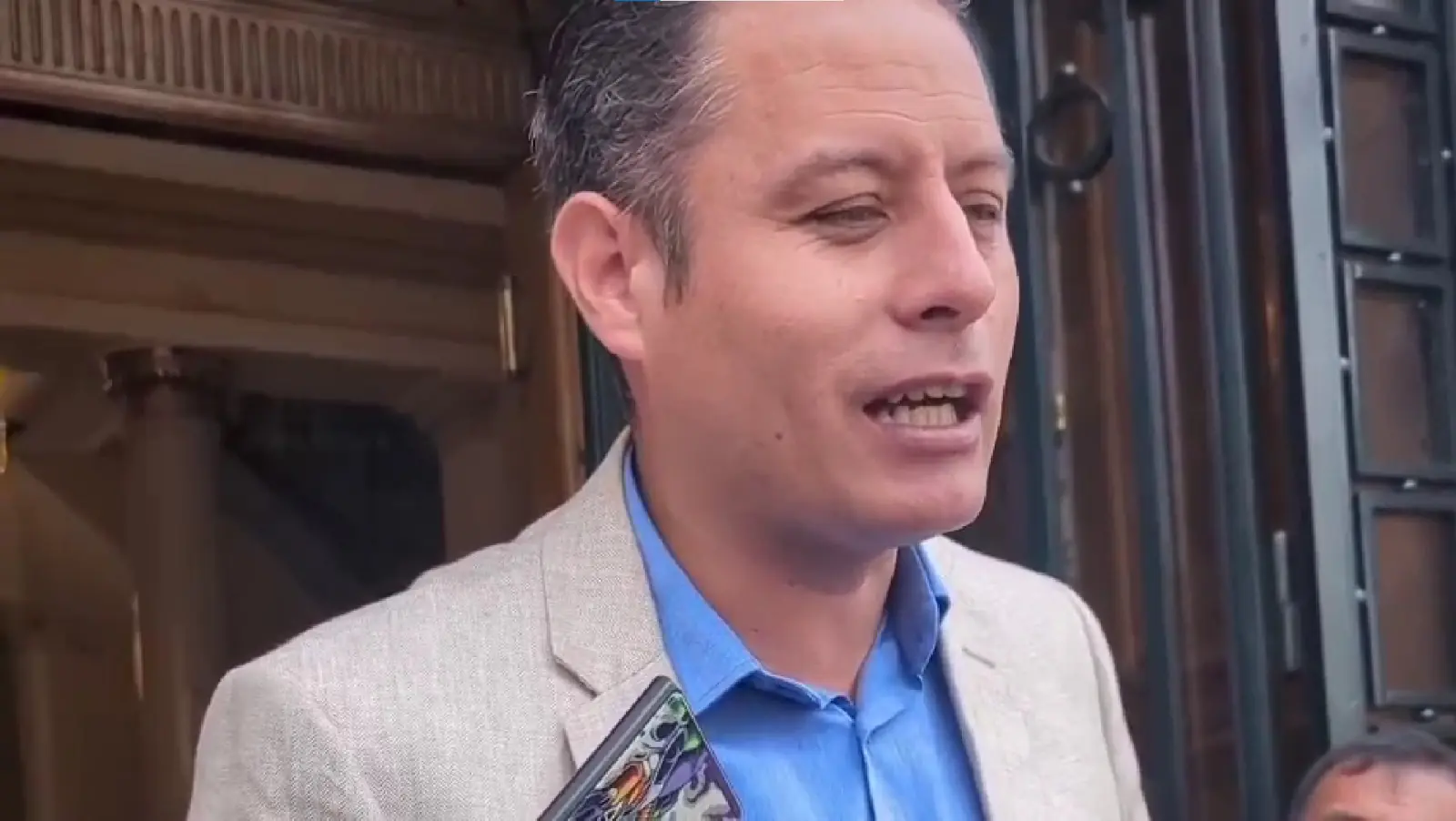 Lara: Si Paz no puede gobernar, que renuncie y me deje ordenar el país